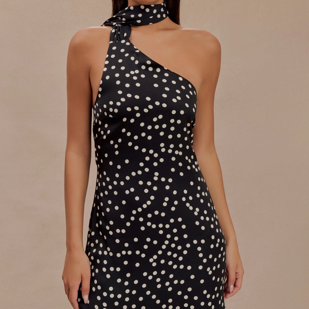 XS MESHKI One-Shoulder Polka Dot Dress